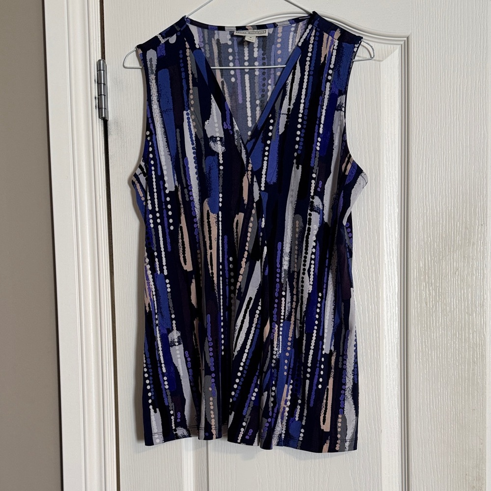 Dana Buchman Blue and Black Sleeveless Blouse